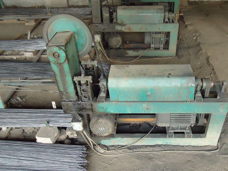 調(diào)直切斷機